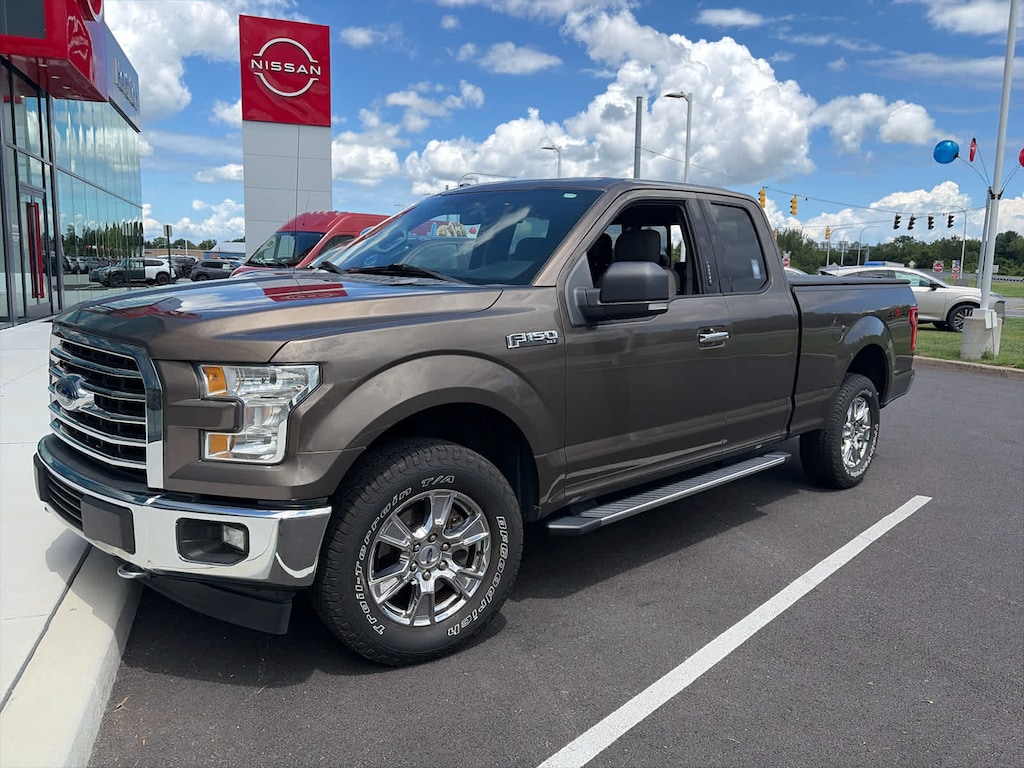 Used 2017 Ford F-150 XLT 4WD Supercab 6.5 Box Truck SuperCab Styleside