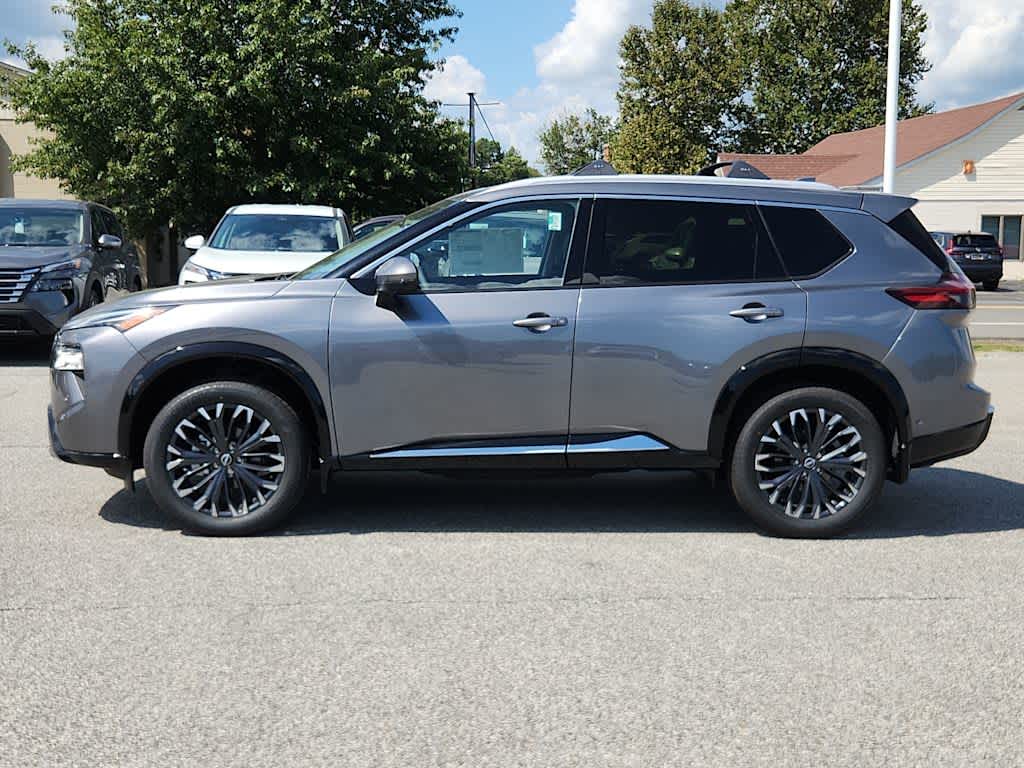 2026 Nissan Rogue Platinum photo 2