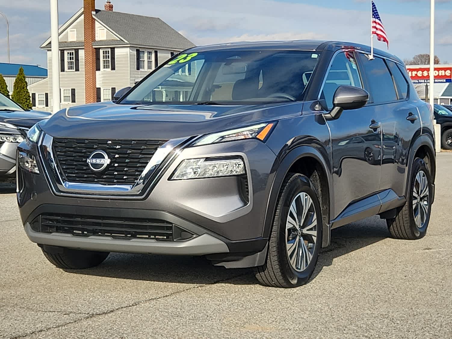 2023 Nissan Rogue SV's photo