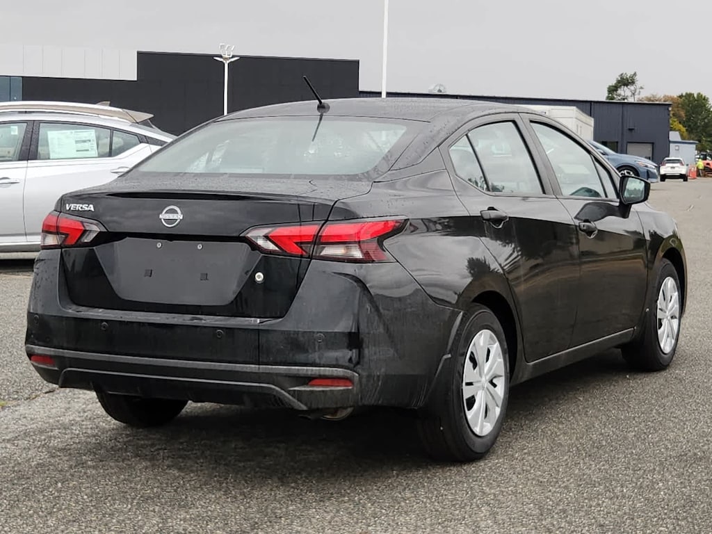 New 2025 Nissan Versa S CVT