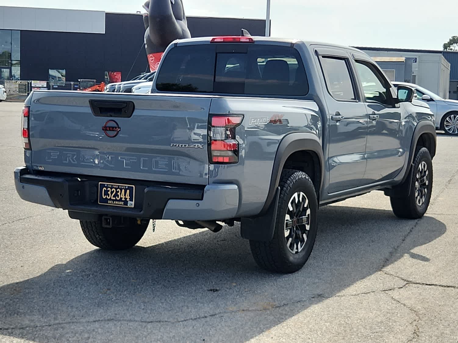 2023 Nissan Frontier PRO-4X Crew Cab photo 3