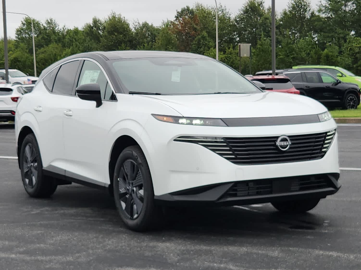 2025 Nissan Murano SL photo 2