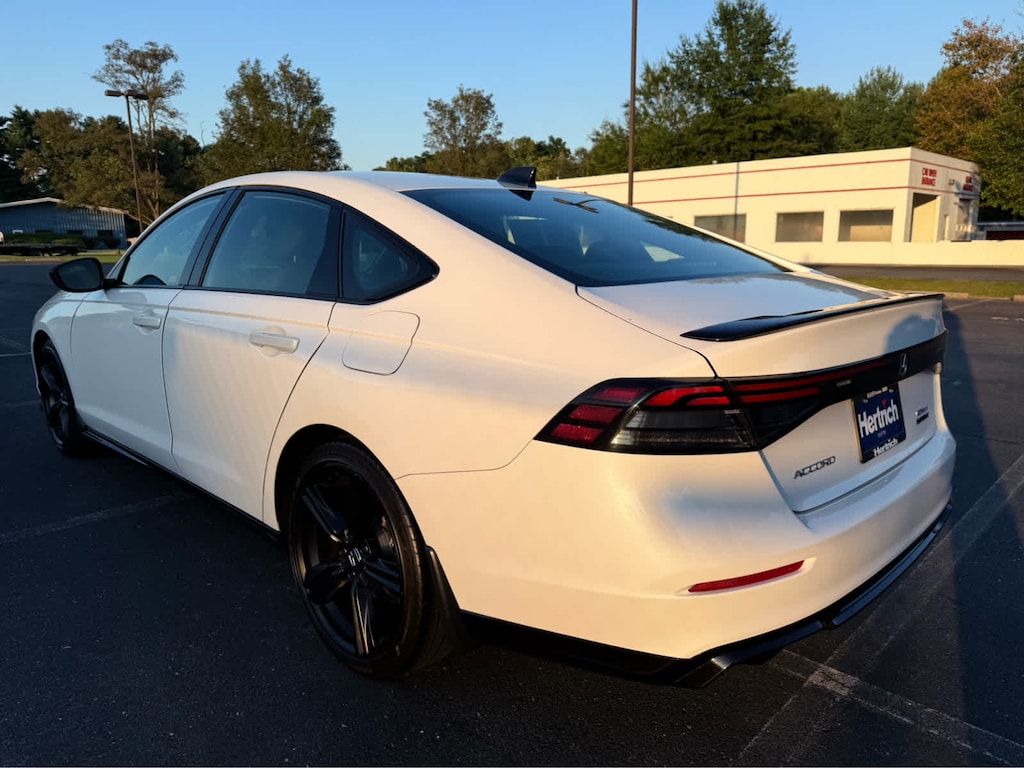 Used 2023 Honda Accord Hybrid Sport-L Sedan