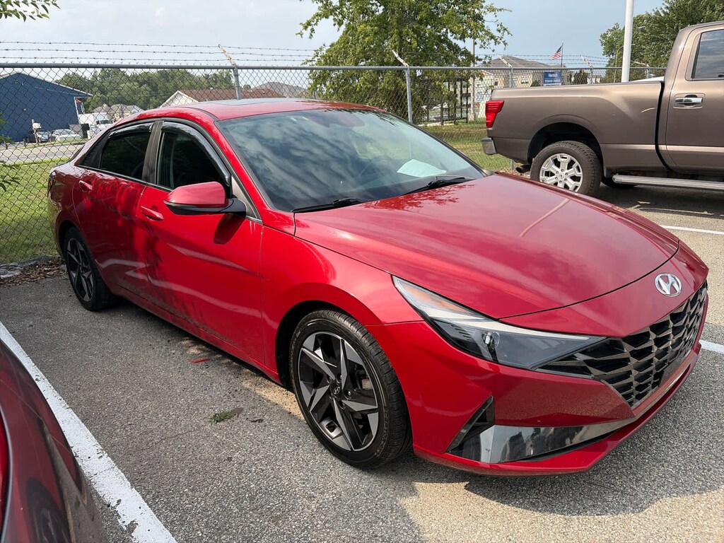 Used 2021 Hyundai Elantra SEL Sedan