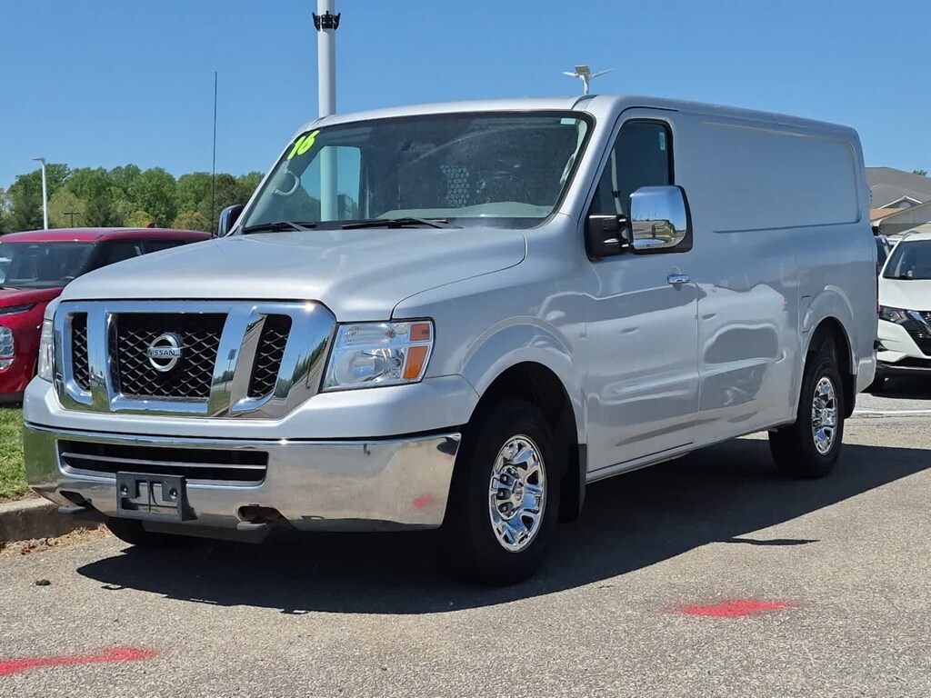 Used 2016 Nissan NV2500HD SL Van