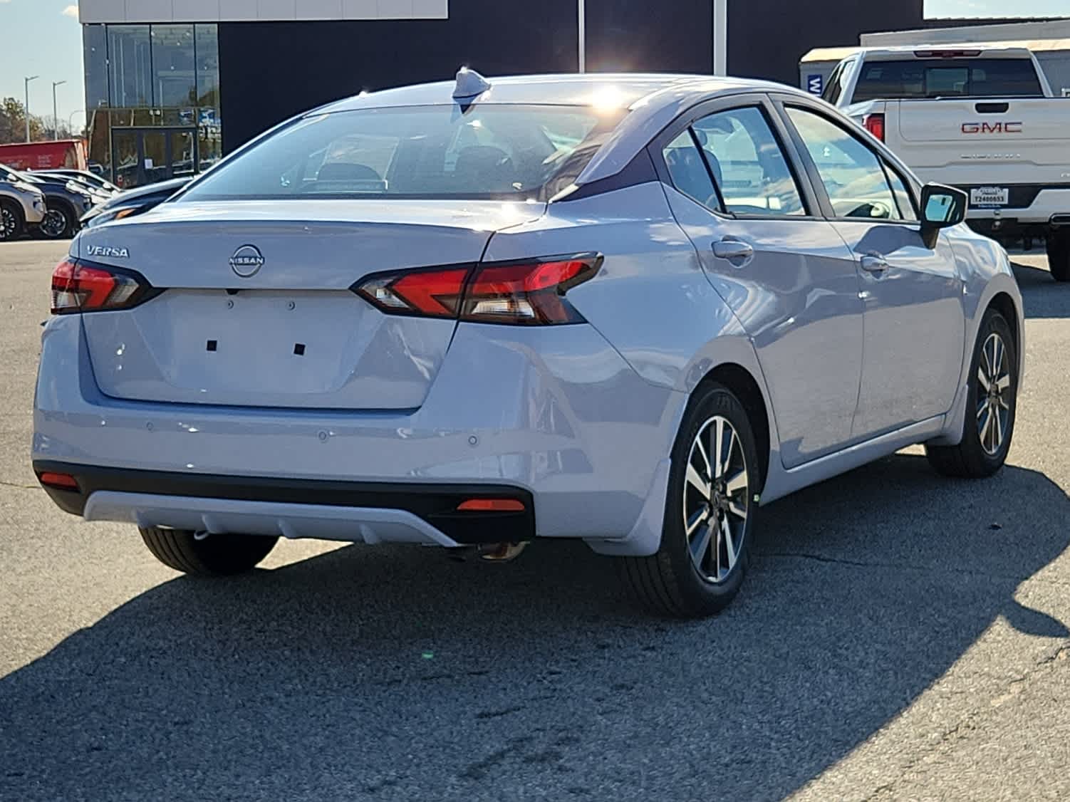 2025 Nissan Versa SV photo 3