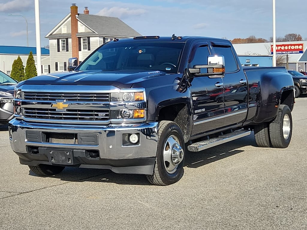 Used 2015 Chevrolet Silverado 3500HD LTZ 4WD Crew Cab 167.7 Truck Crew Cab