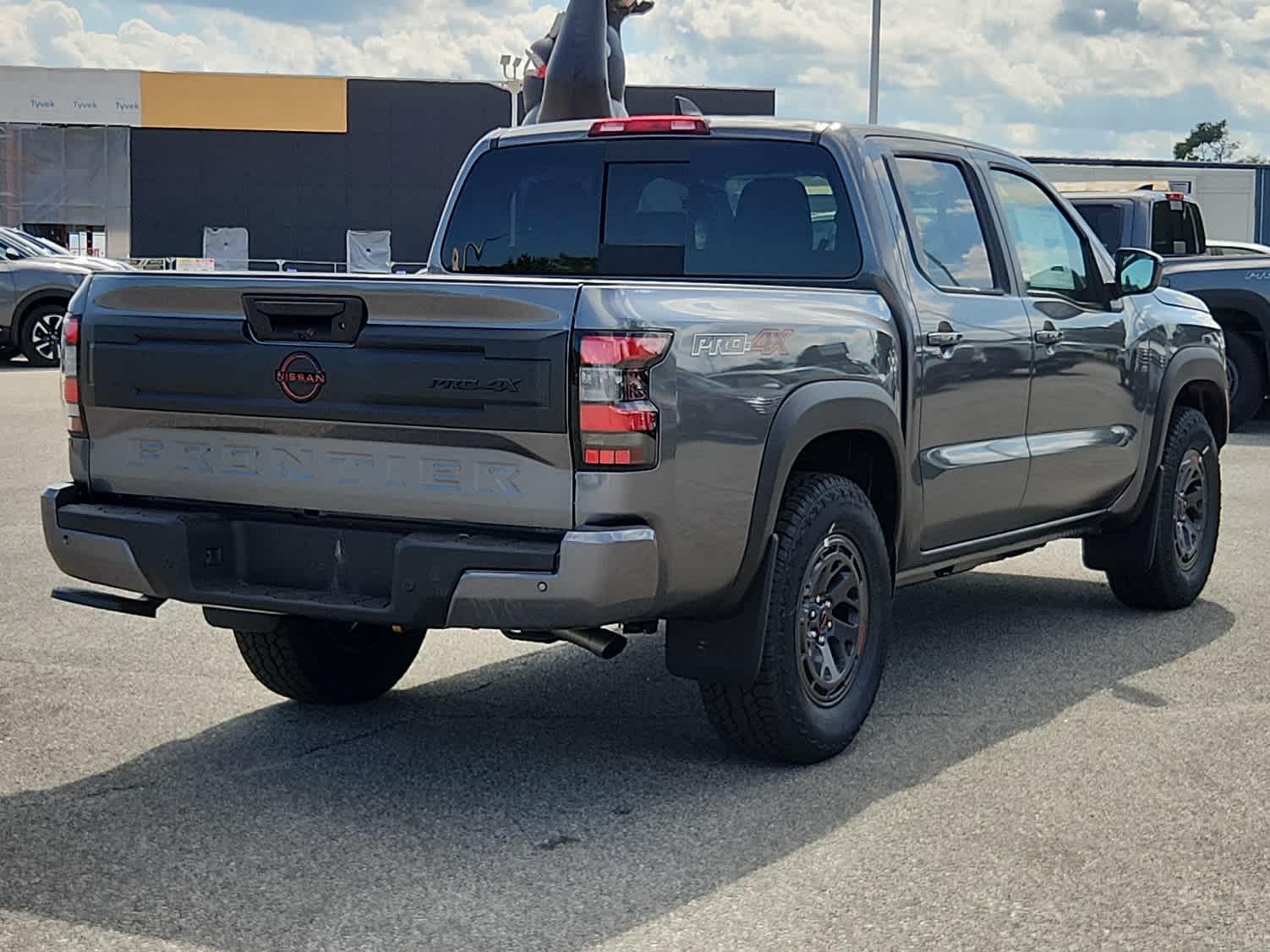 2025 Nissan Frontier Crew Cab PRO-4X photo 3