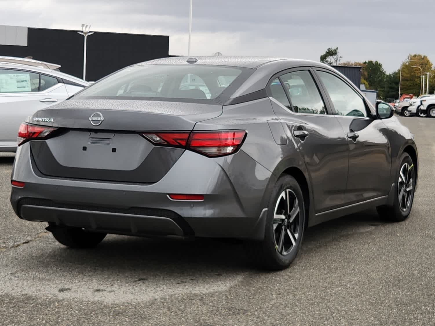 2025 Nissan Sentra SV photo 3