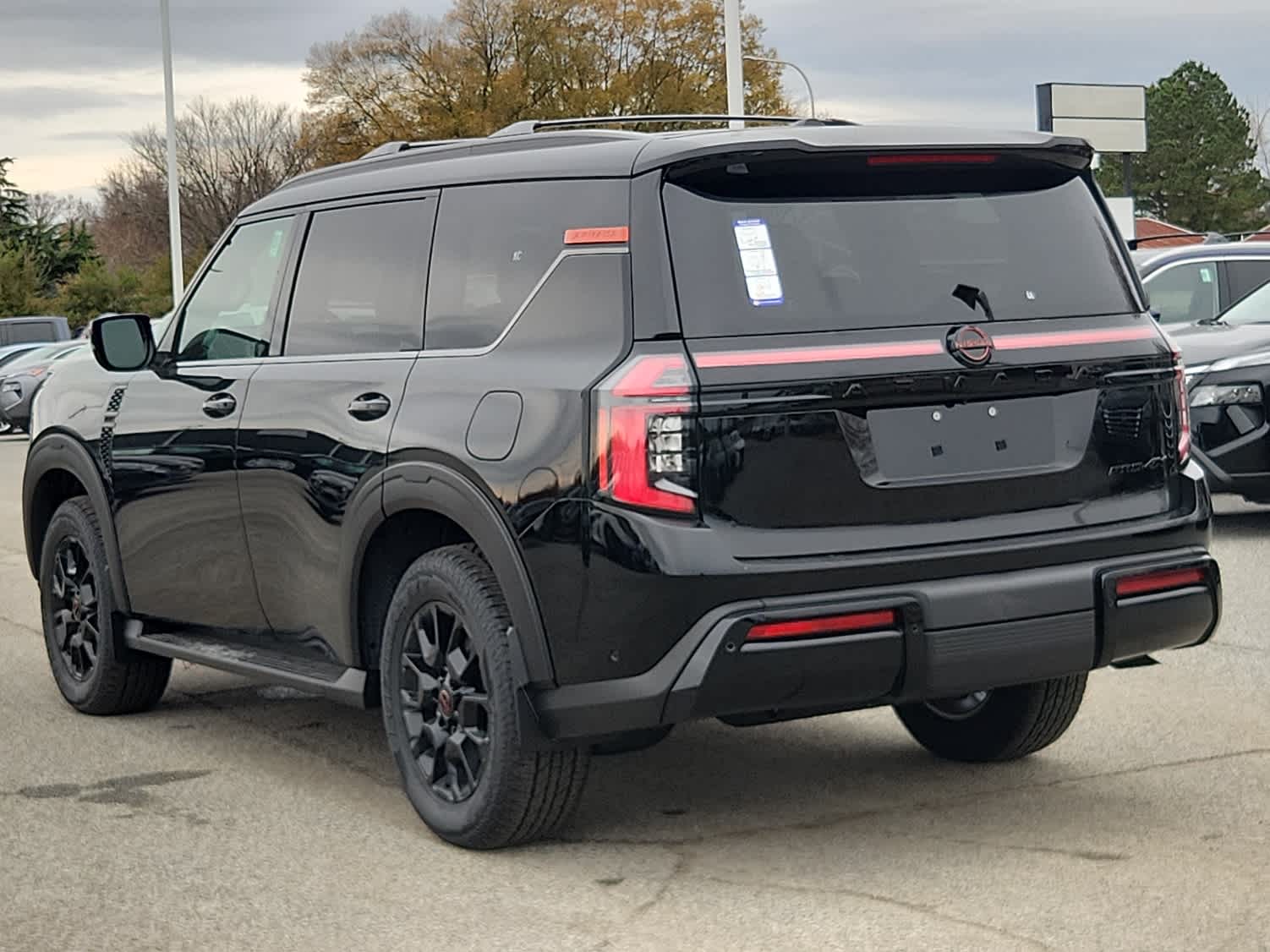 2026 Nissan Armada PRO-4X - Photo 4