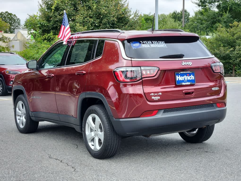 2021 Jeep Compass Latitude photo 4
