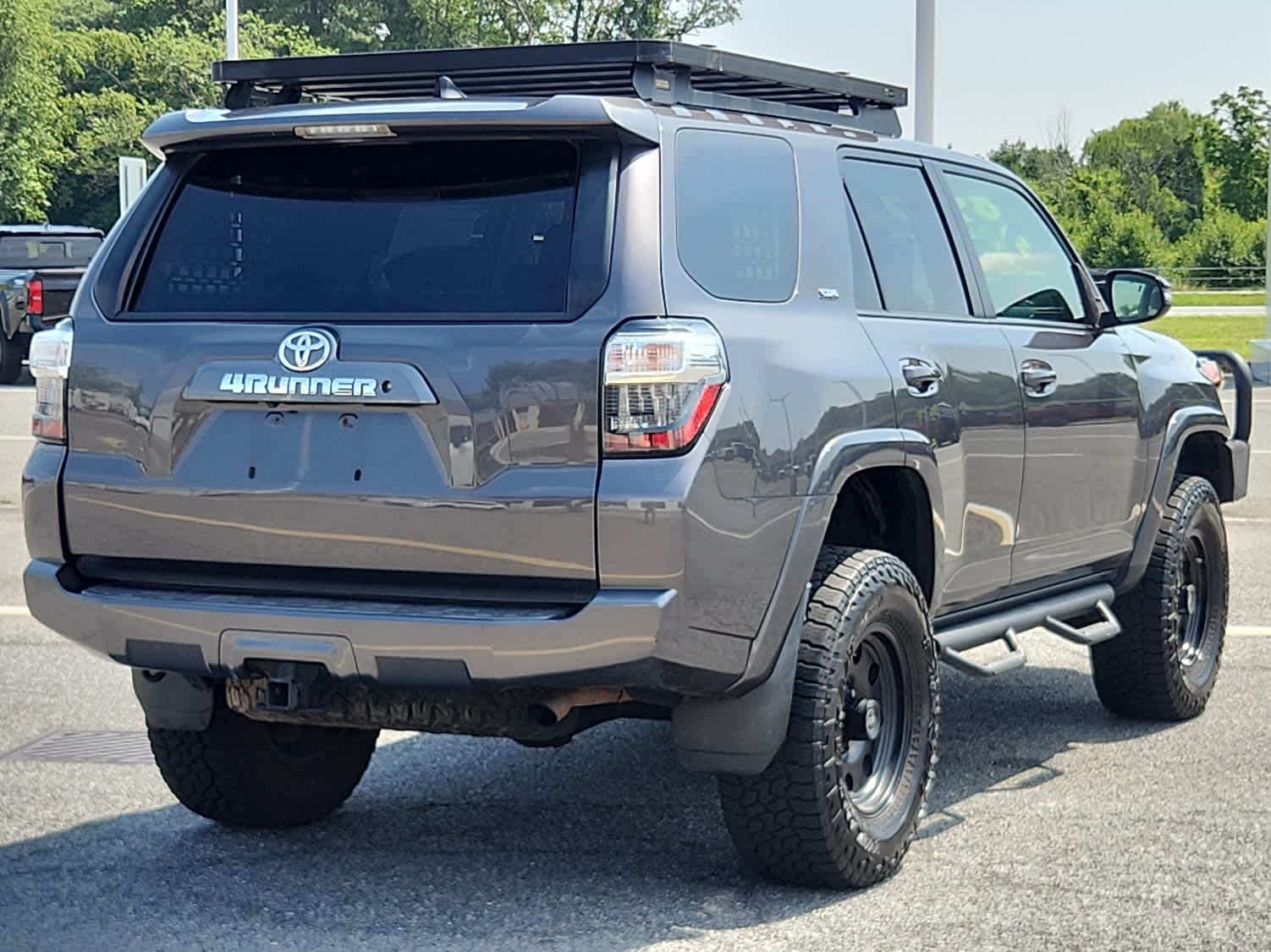 2019 Toyota 4Runner SR5 Premium photo 3