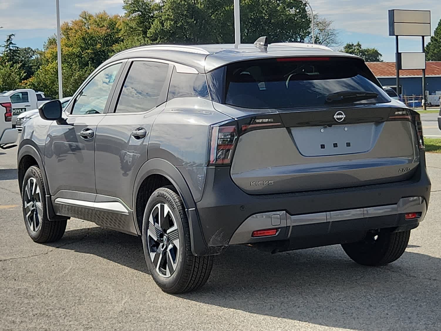 2026 Nissan Kicks SV photo 4