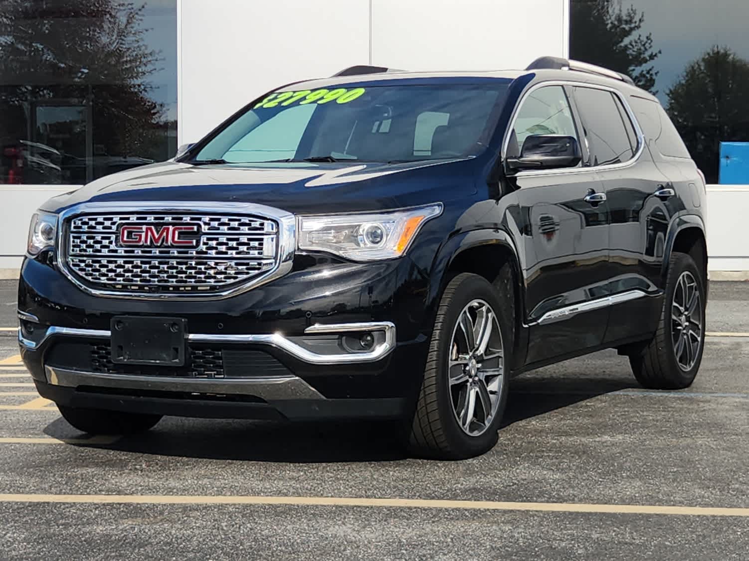 2019 GMC Acadia Denali's photo