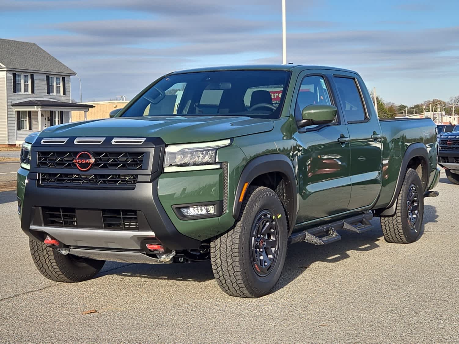 2026 Nissan Frontier PRO-4X's photo
