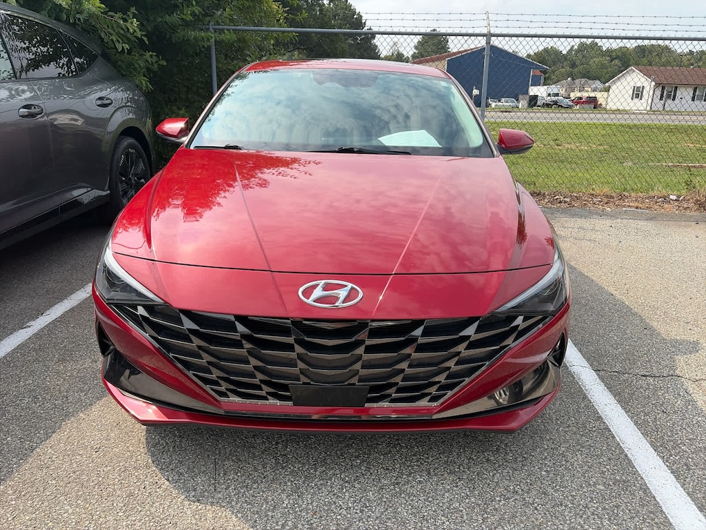 Used 2021 Hyundai Elantra SEL Sedan