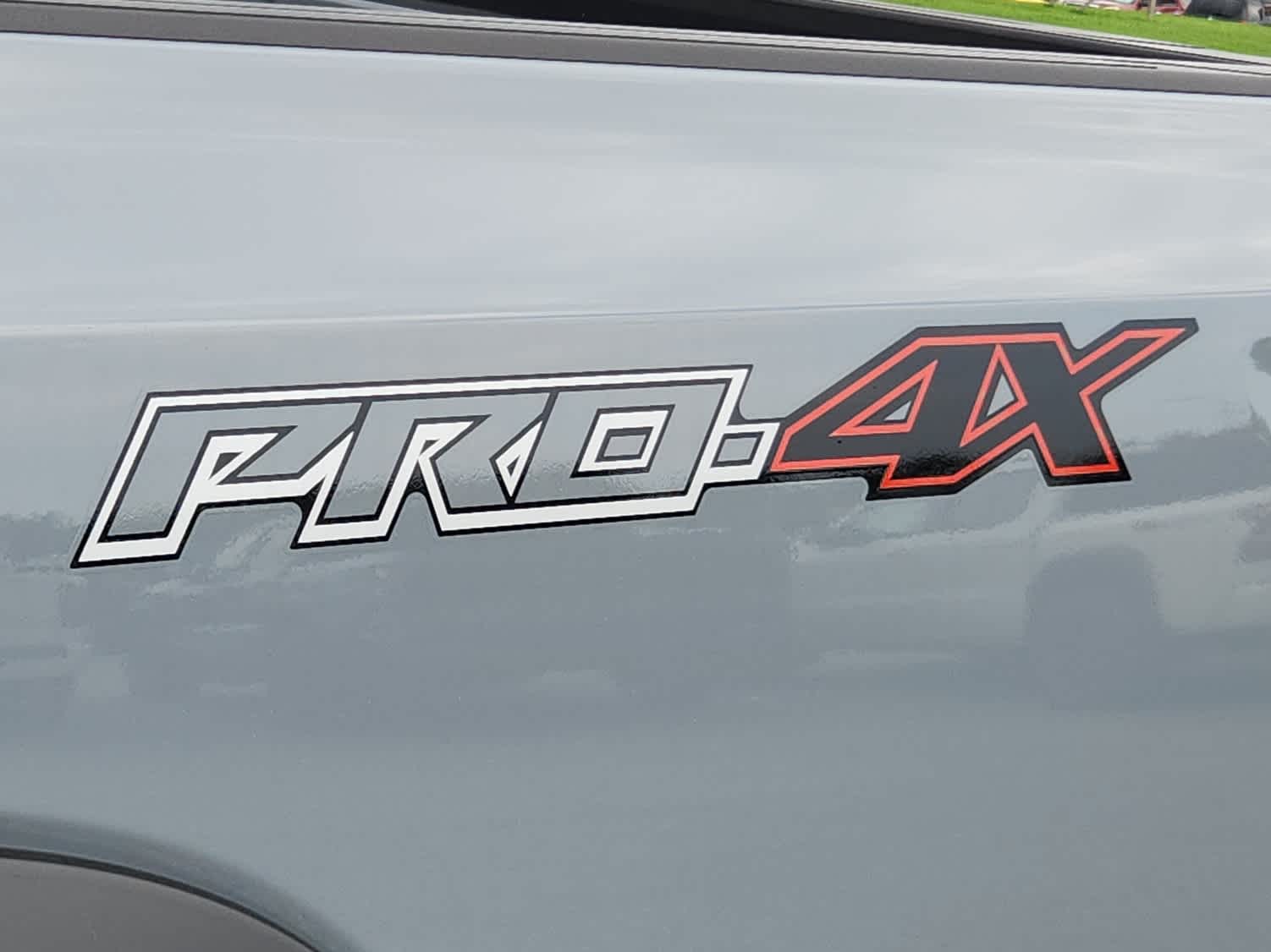 2025 Nissan Frontier PRO-4X - Photo 17