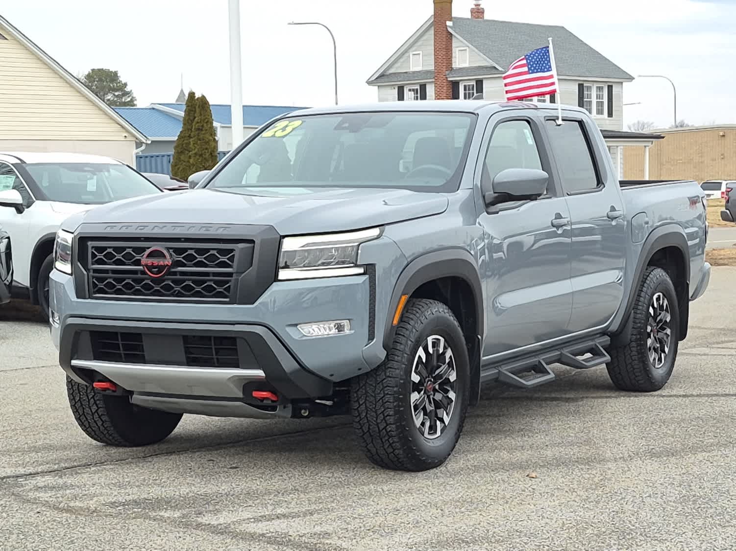 2023 Nissan Frontier PRO-4X's photo