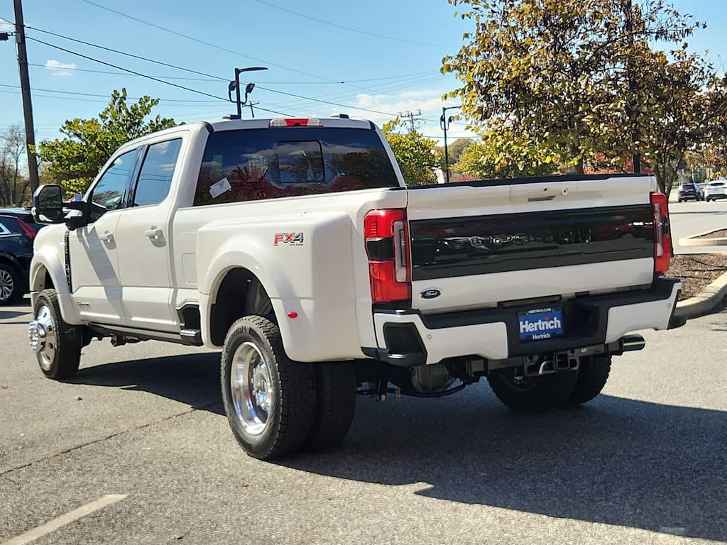 New 2026 Ford Super Duty F-450 DRW F-450 Platinum Truck Crew Cab