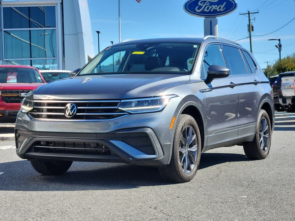 2023 Volkswagen Tiguan SE