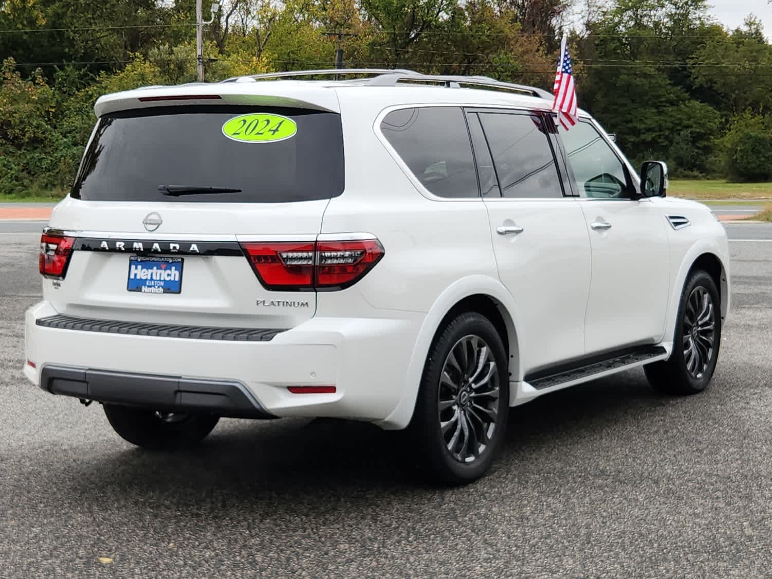 2024 Nissan Armada Platinum photo 2