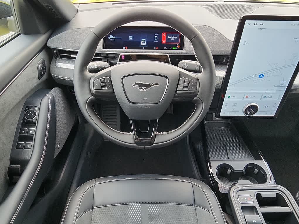 2025 Ford Mustang Mach-E GT - Photo 8