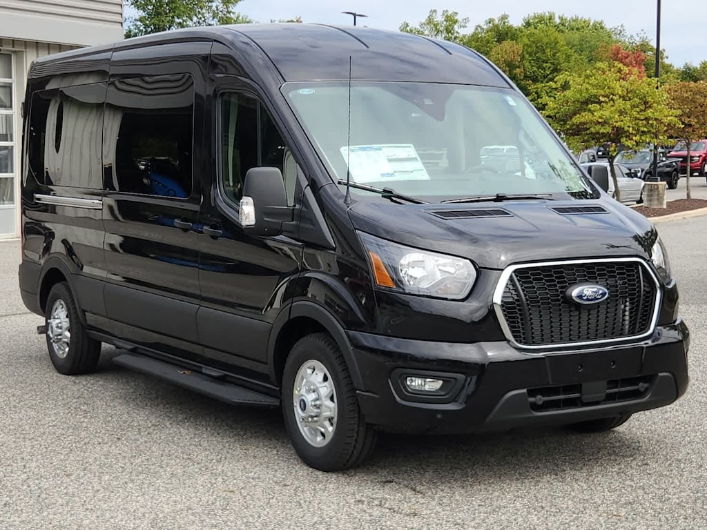 New 2025 Ford Transit Passenger Passenger Van XLT Wagon Medium Roof Van
