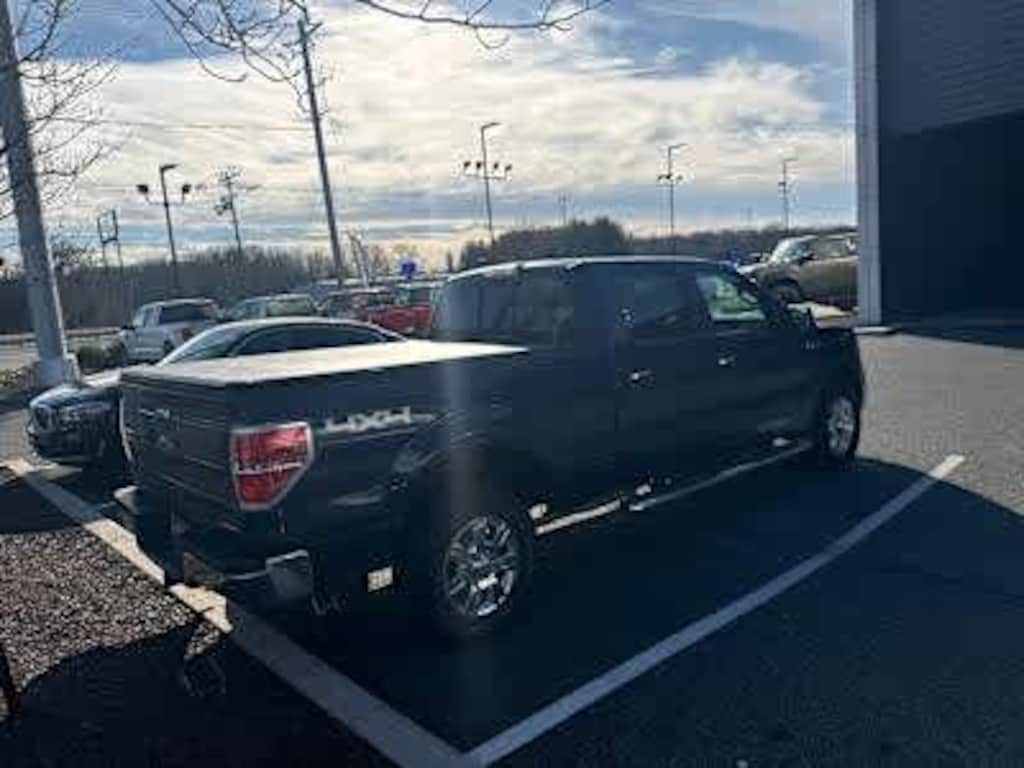 Used 2011 Ford F-150 XLT 4WD Supercrew 145 Truck SuperCrew Cab