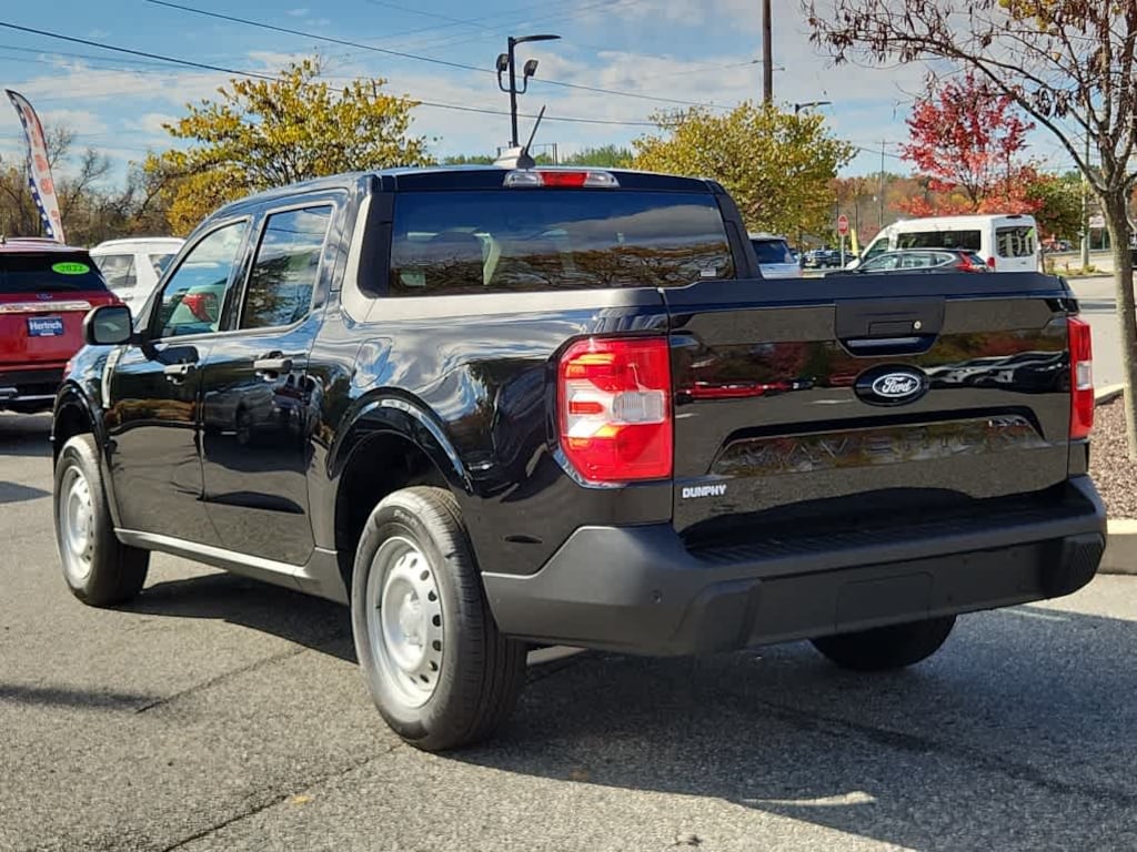 New 2025 Ford Maverick XL Truck SuperCrew