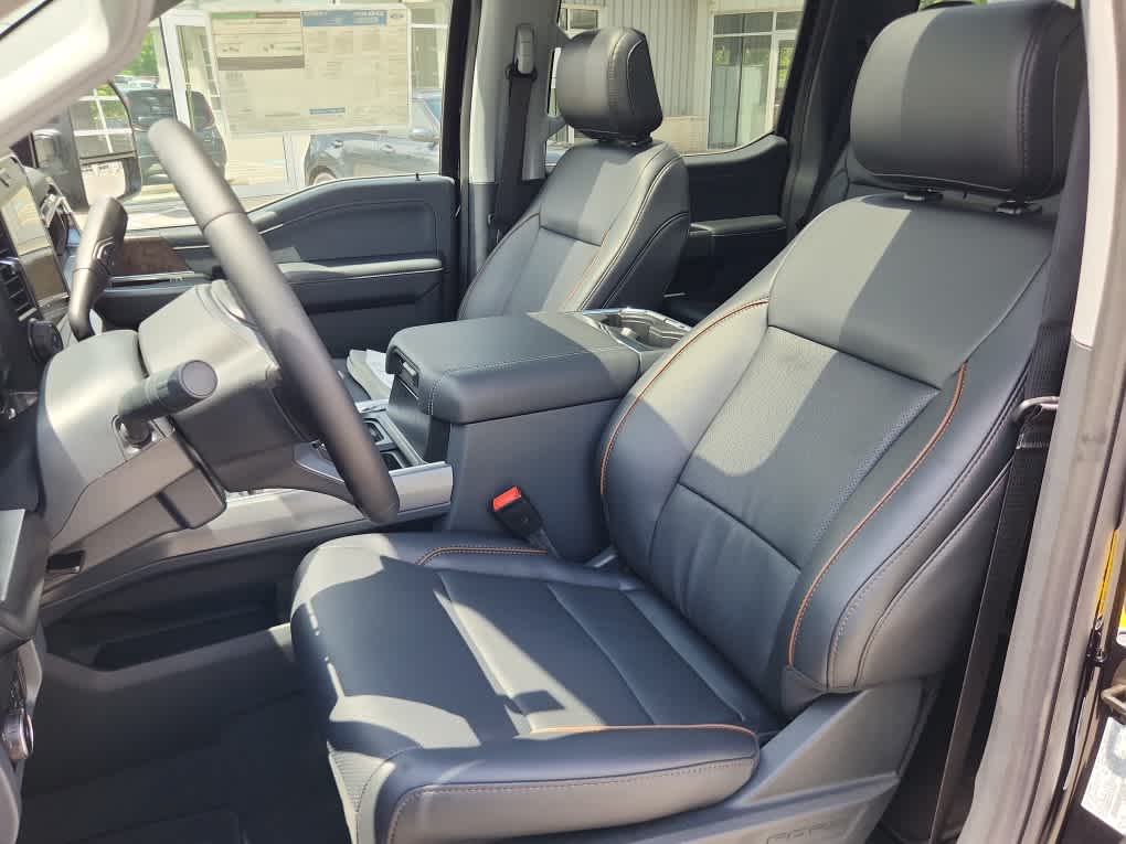 2025 Ford F-250 Super Duty Lariat - Photo 11