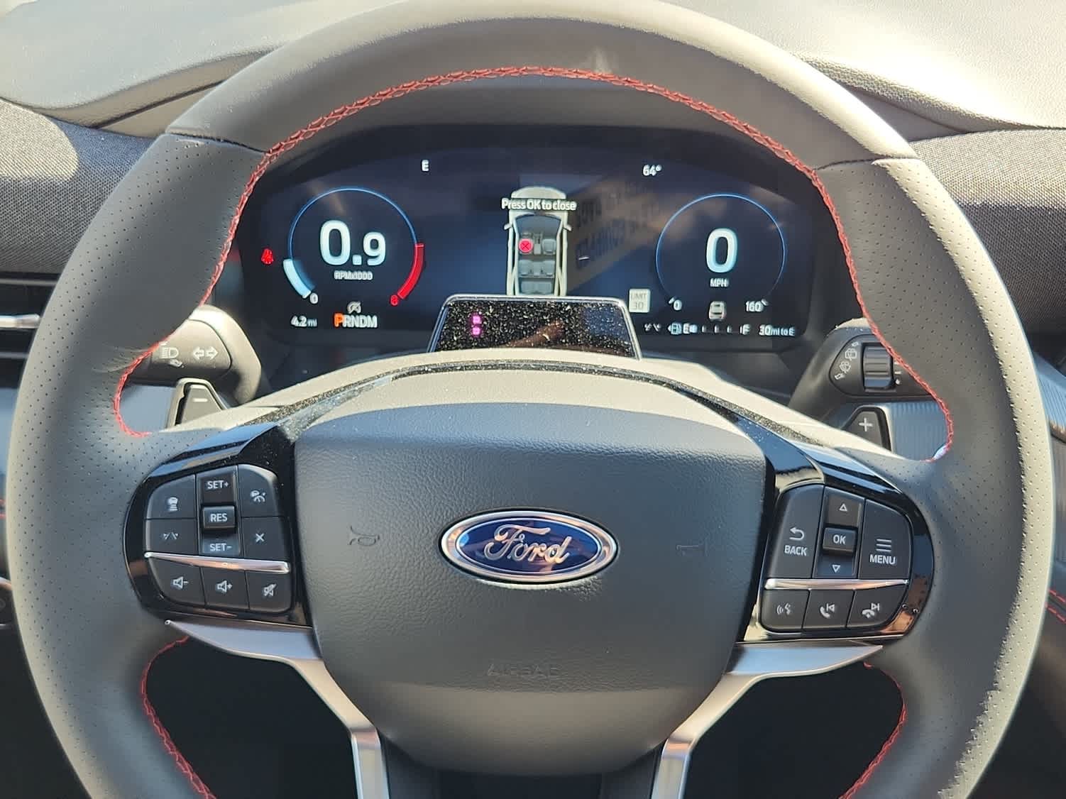 2026 Ford Explorer ST - Photo 18