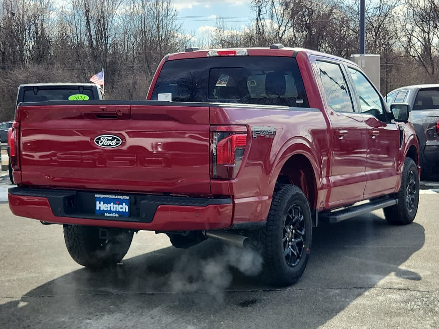 2025 Ford F-150 XLT photo 3