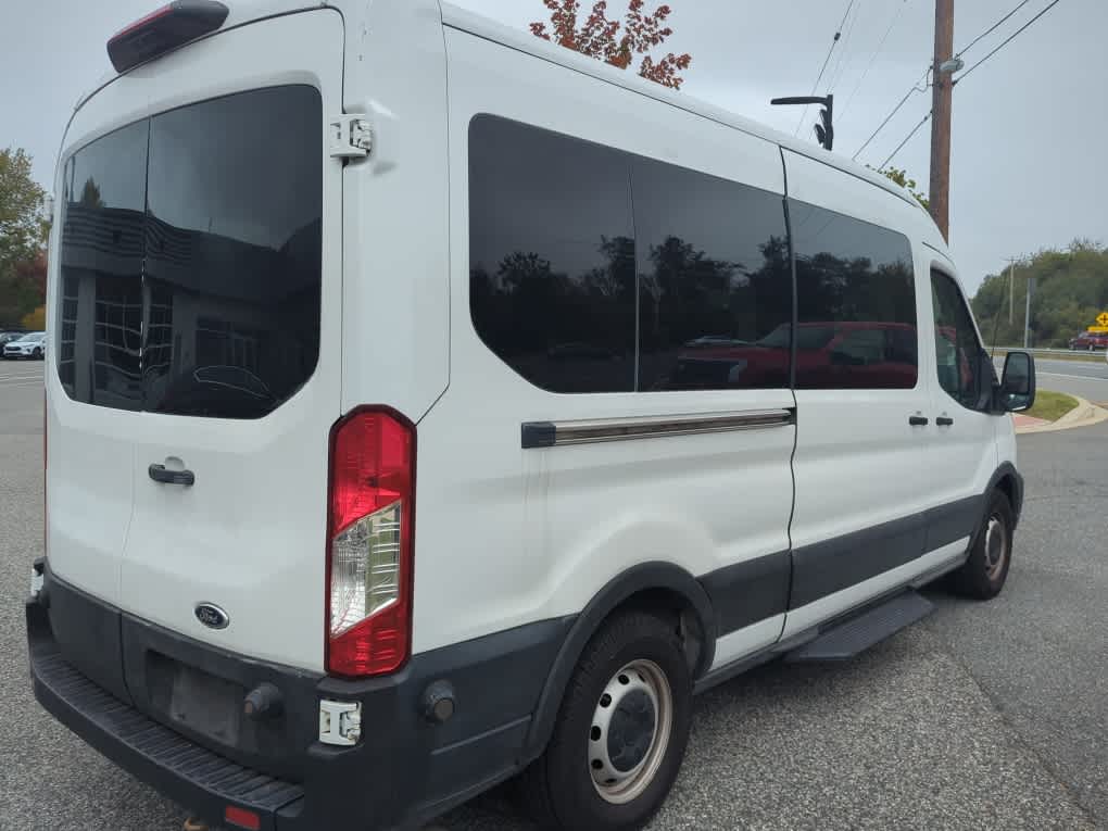 2020 Ford Transit Passenger XL Van photo 3