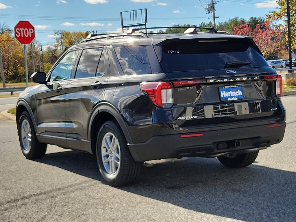 New 2026 Ford Explorer Active SUV