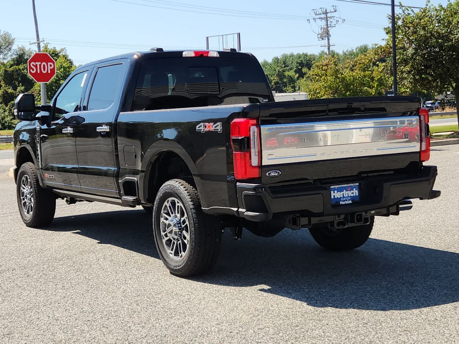 2026 Ford F-350 Platinum photo 4