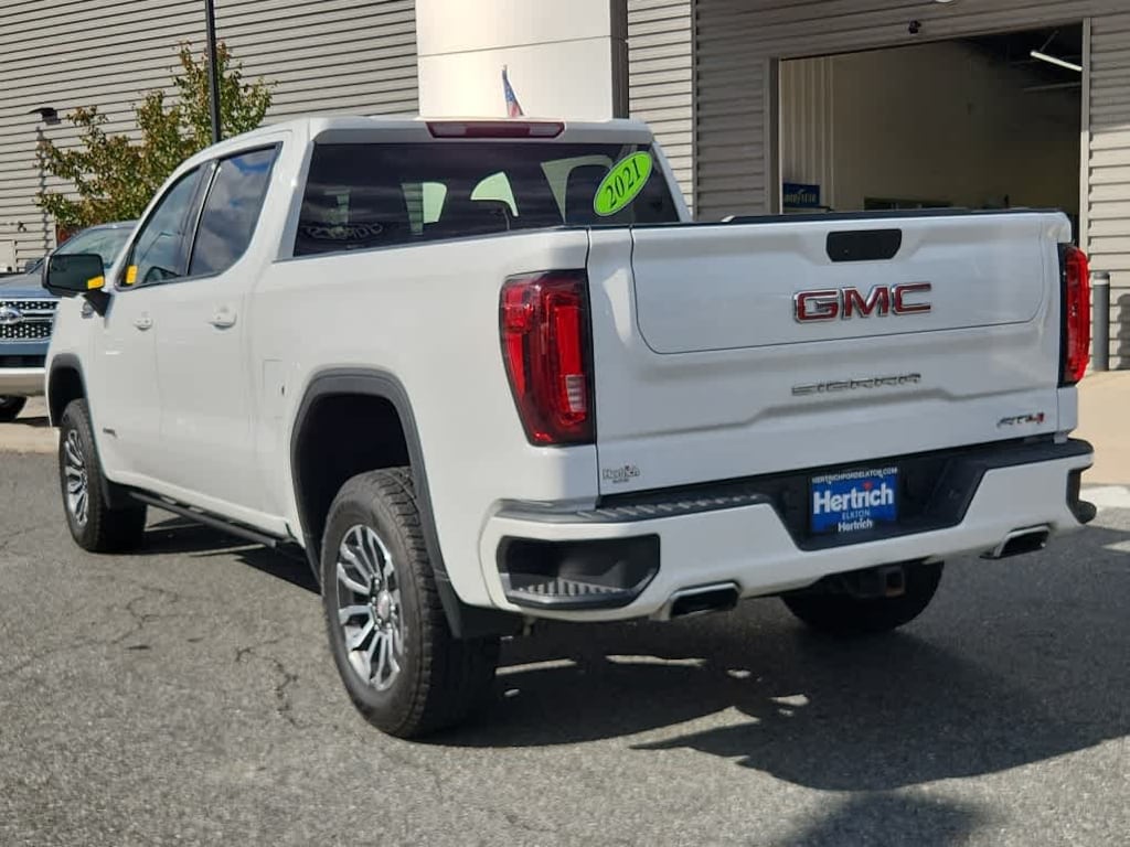 Used 2021 GMC Sierra 1500 AT4 4WD Crew Cab 147 Truck Crew Cab