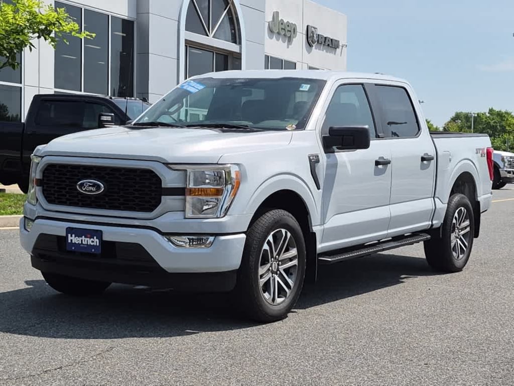 Used 2022 Ford F-150 XL 4WD Supercrew 5.5 Box Truck SuperCrew Cab