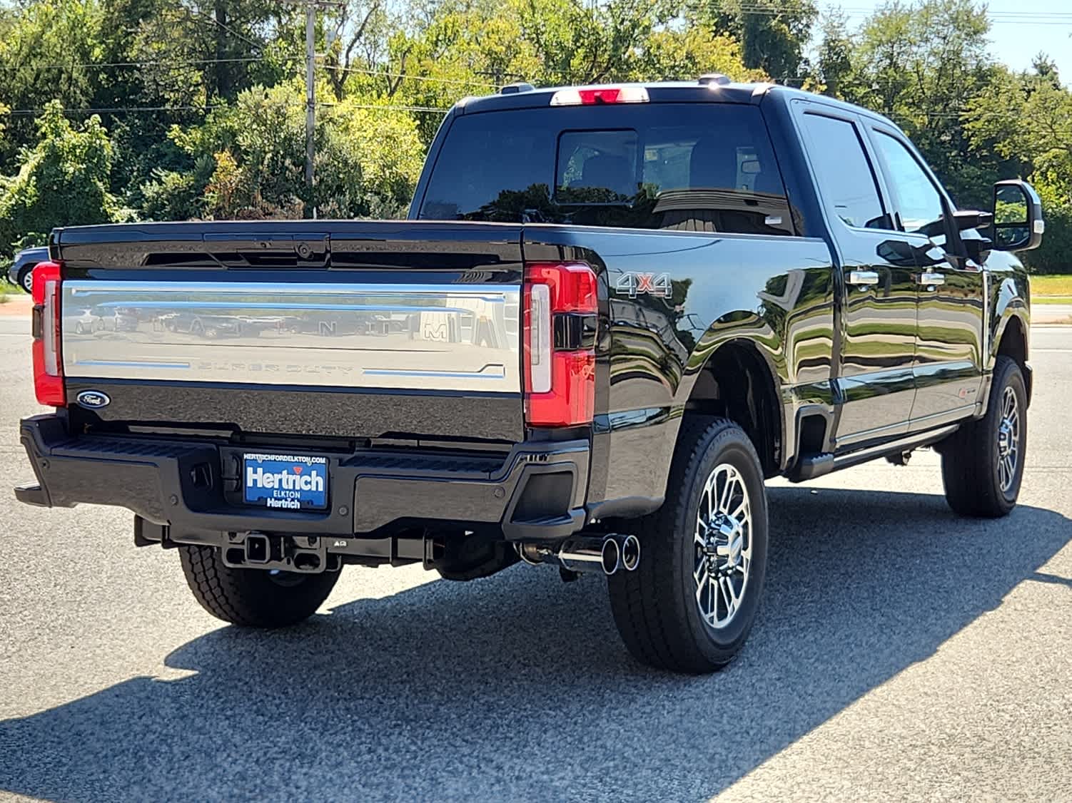 2026 Ford F-350 Platinum photo 3