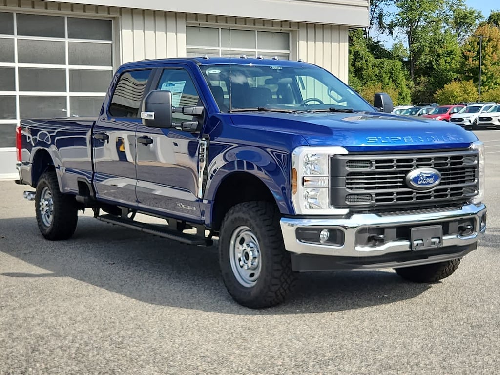 New 2026 Ford Super Duty F-350 SRW F-350 XL Truck Crew Cab