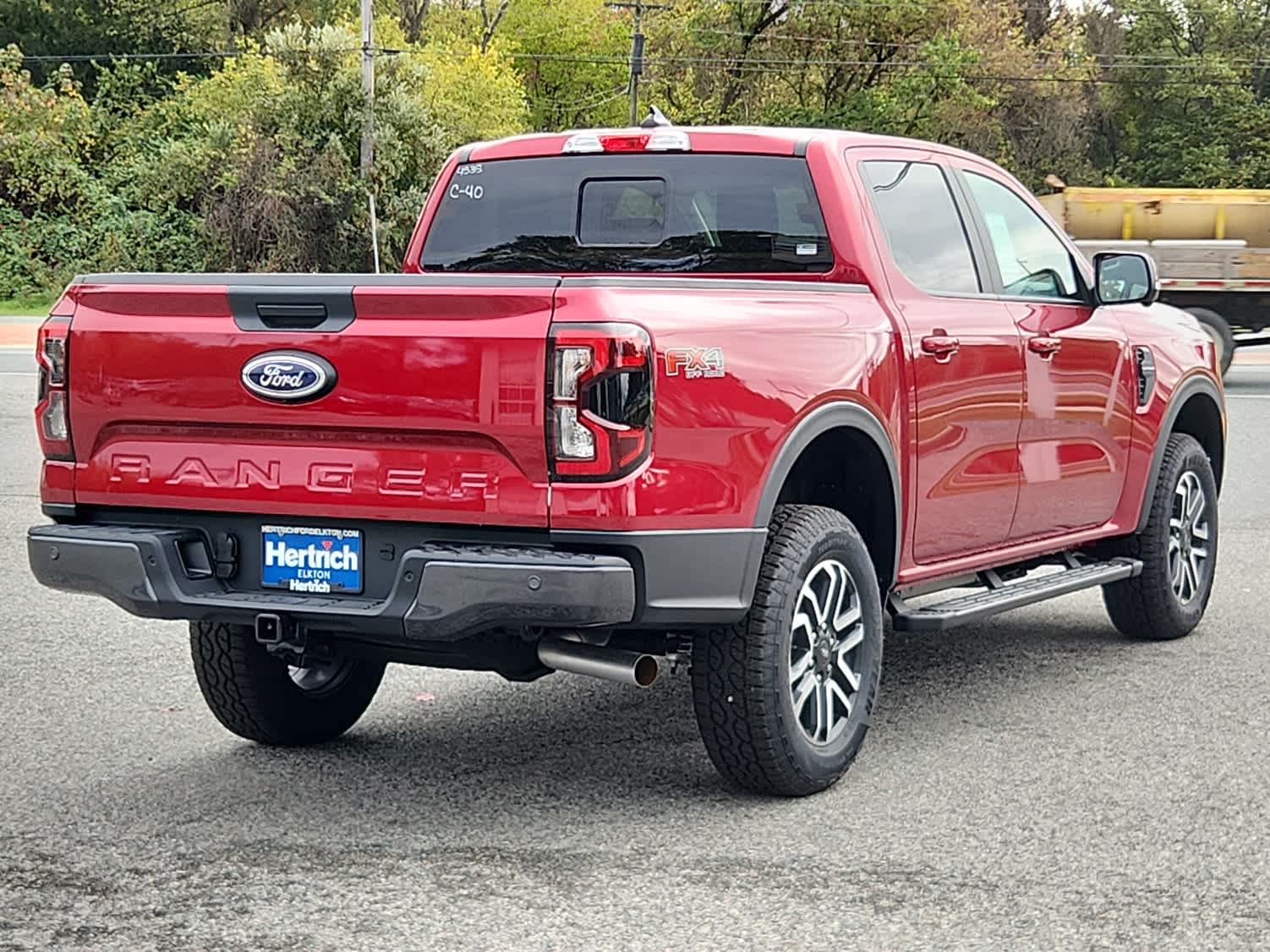 2025 Ford Ranger Lariat photo 3