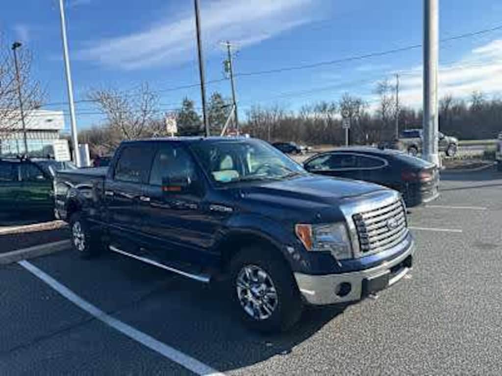 Used 2011 Ford F-150 XLT 4WD Supercrew 145 Truck SuperCrew Cab