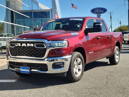 2025 Ram 1500 Big Horn 4x4 Crew Cab 57 Box Truck Crew Cab
