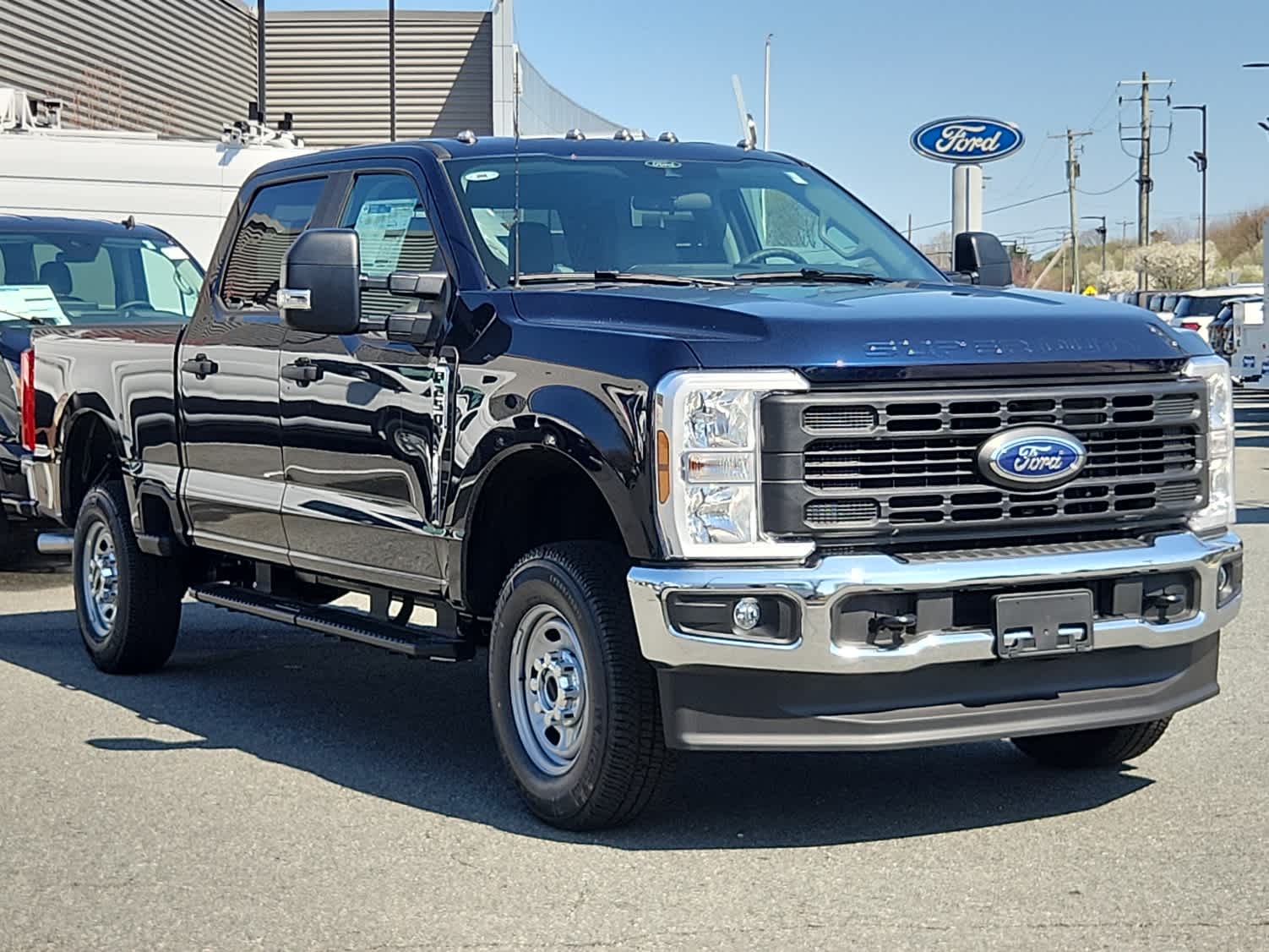 2025 Ford F-250 XL photo 2