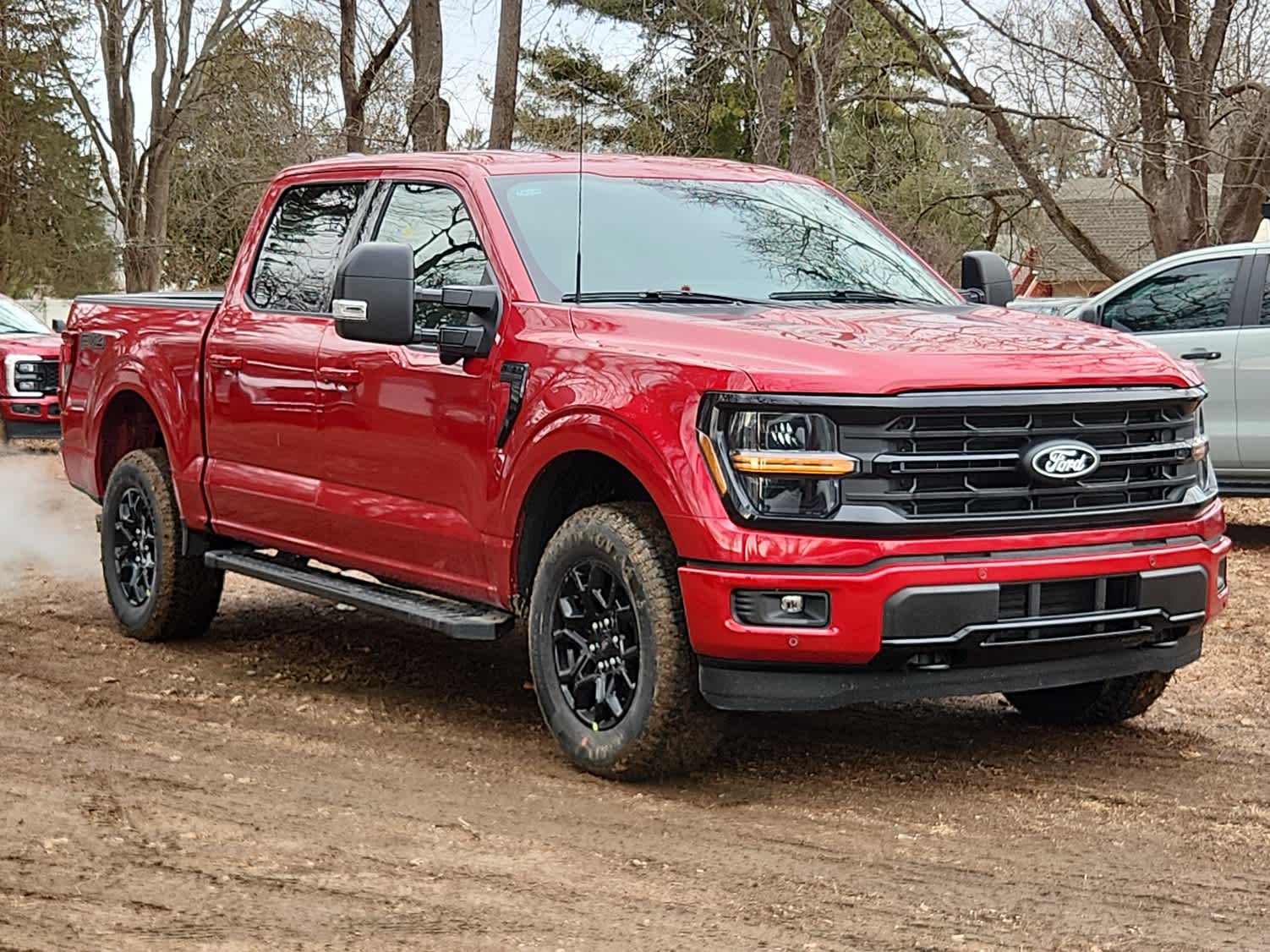 2025 Ford F-150 XLT photo 2