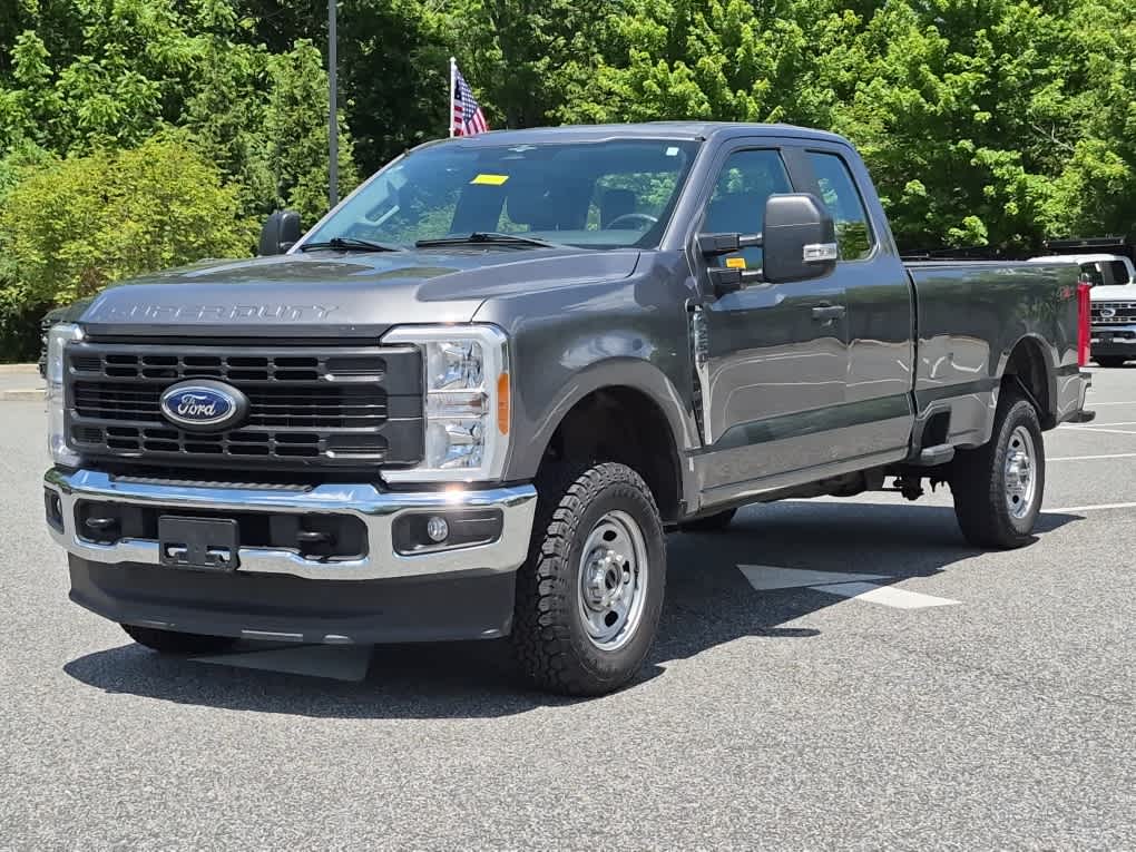 2023 Ford F-250 XL 4x4 SuperCab 8' Box's photo