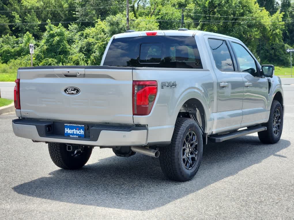 2025 Ford F-150 XLT photo 3