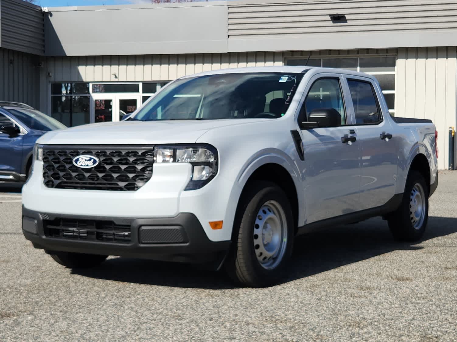 2025 Ford Maverick XL's photo