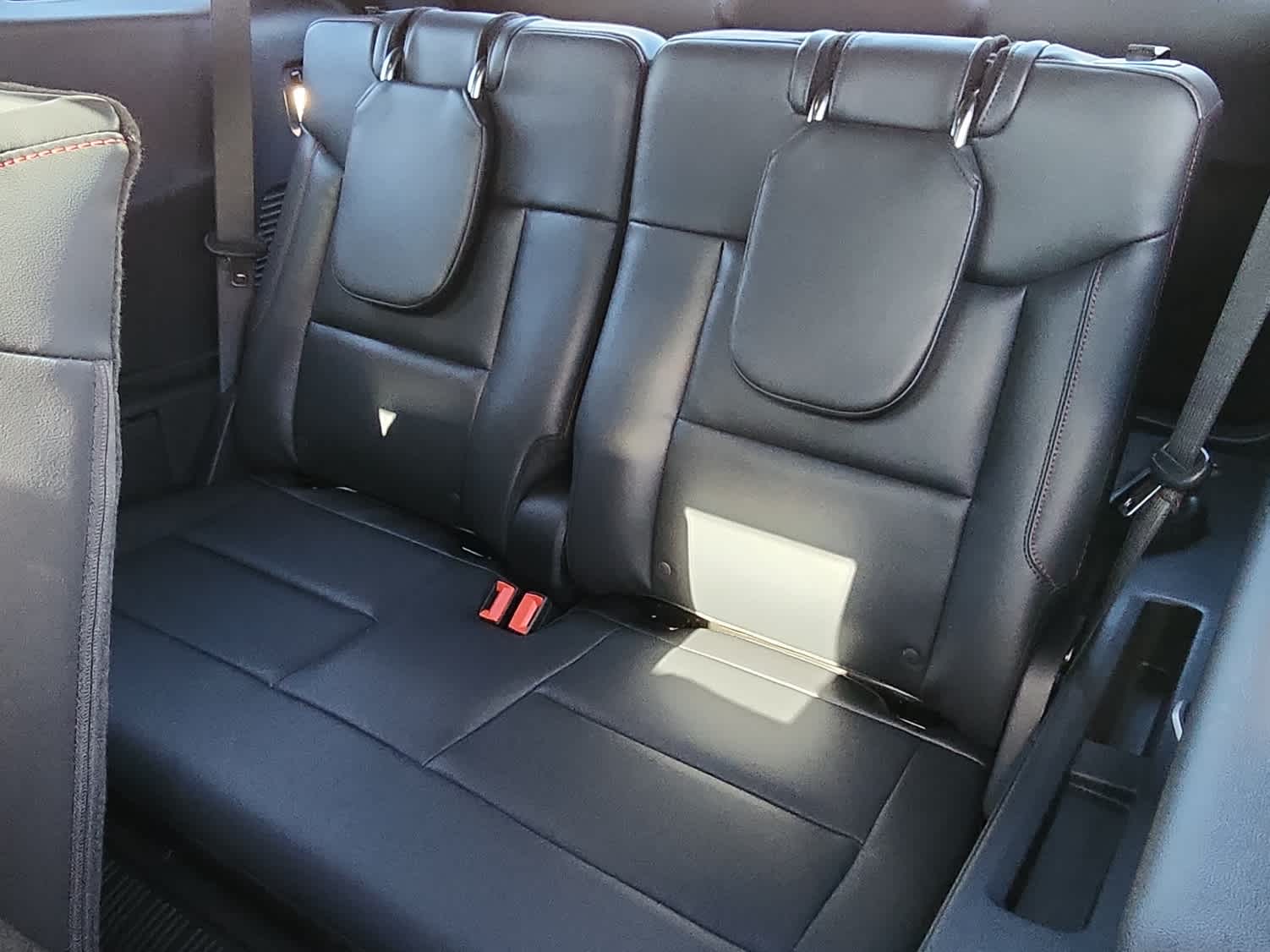 2026 Ford Explorer ST - Photo 7