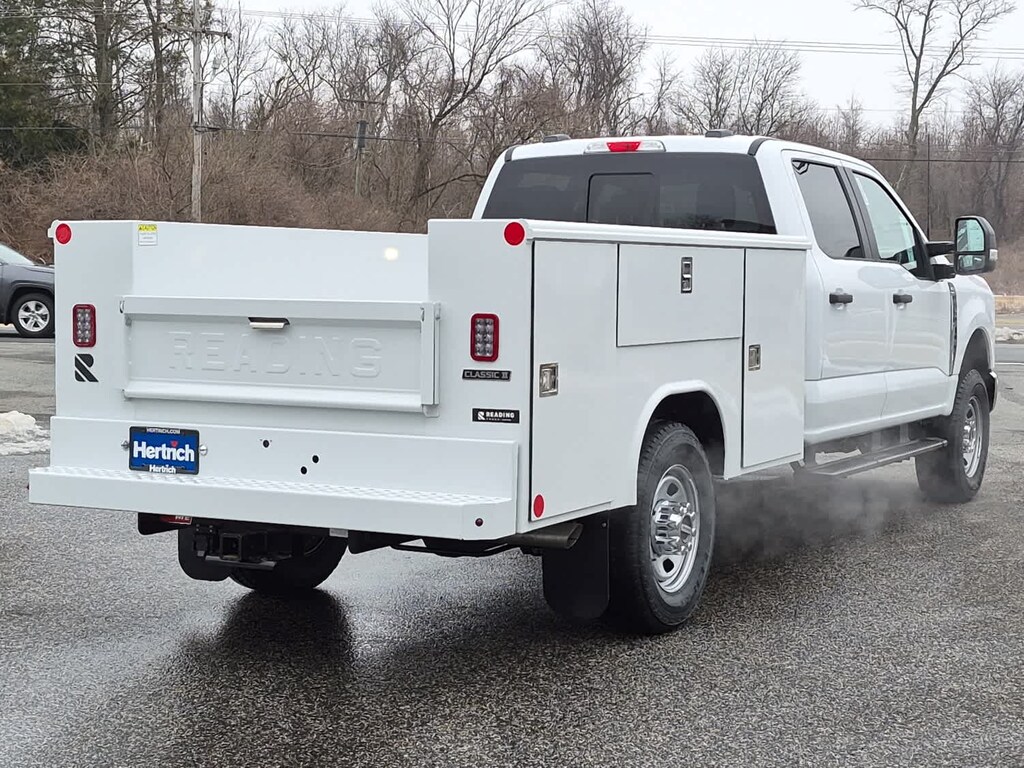 New 2026 Ford Super Duty F-350 SRW Chassis Cab F-350® XL Truck Crew Cab