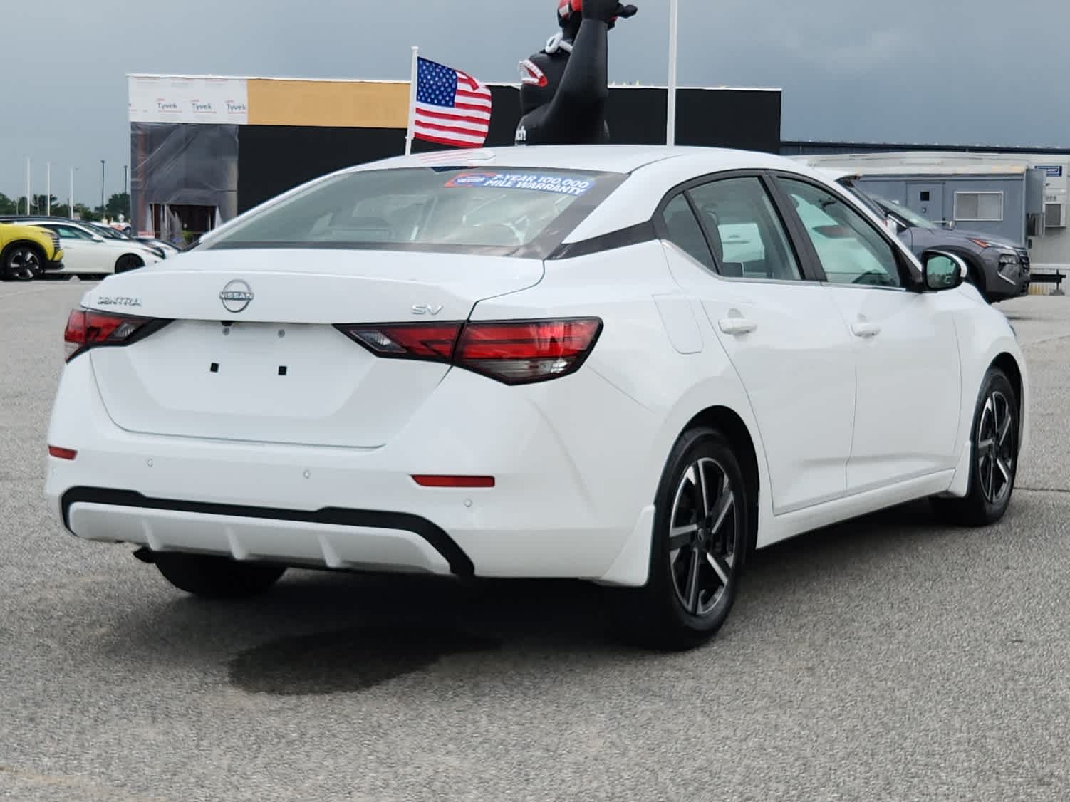 2024 Nissan Sentra SV photo 3